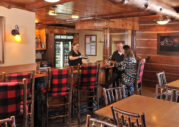 Stoney Creek Hotel