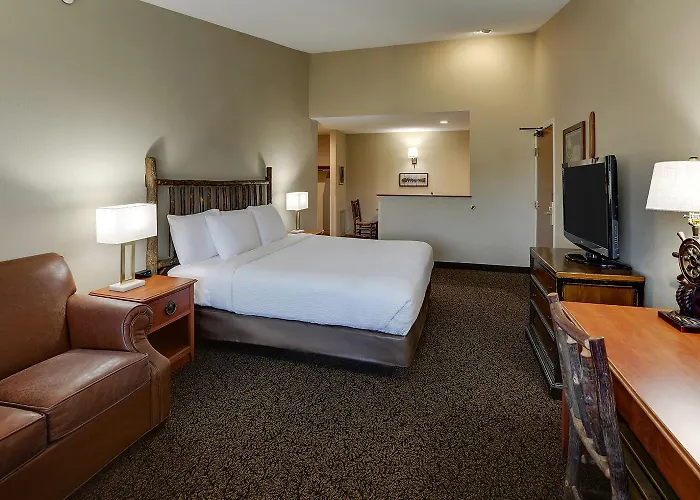 Stoney Creek Hotel 3*