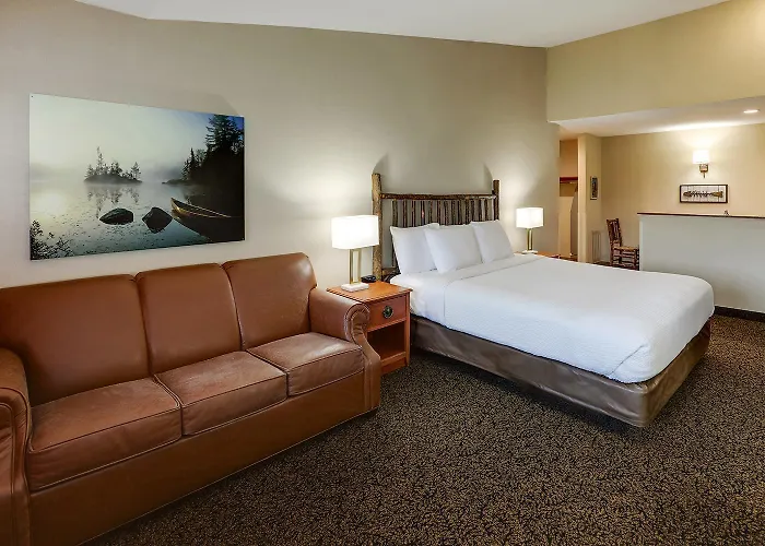 Stoney Creek 3* Peoria