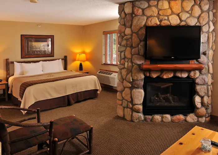 Stoney Creek 3* Peoria
