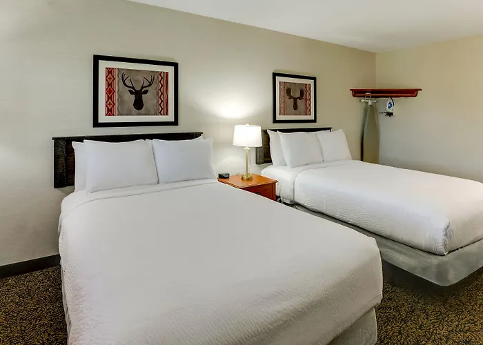 Stoney Creek Hotel