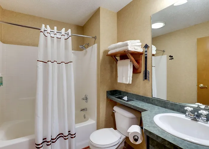 Stoney Creek Hotel