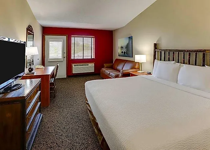 Stoney Creek Hotel